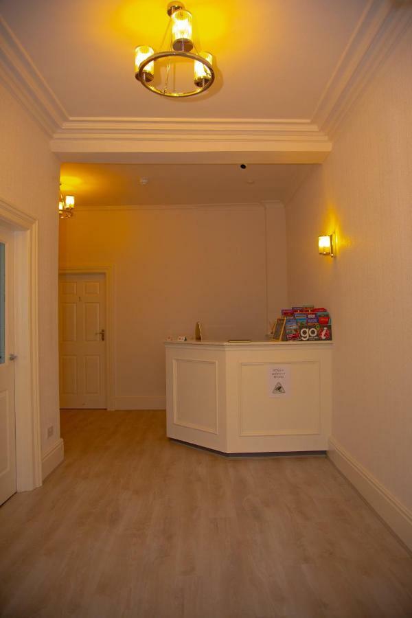 Carmel House Hotel ลันดิดโน ภายนอก รูปภาพ