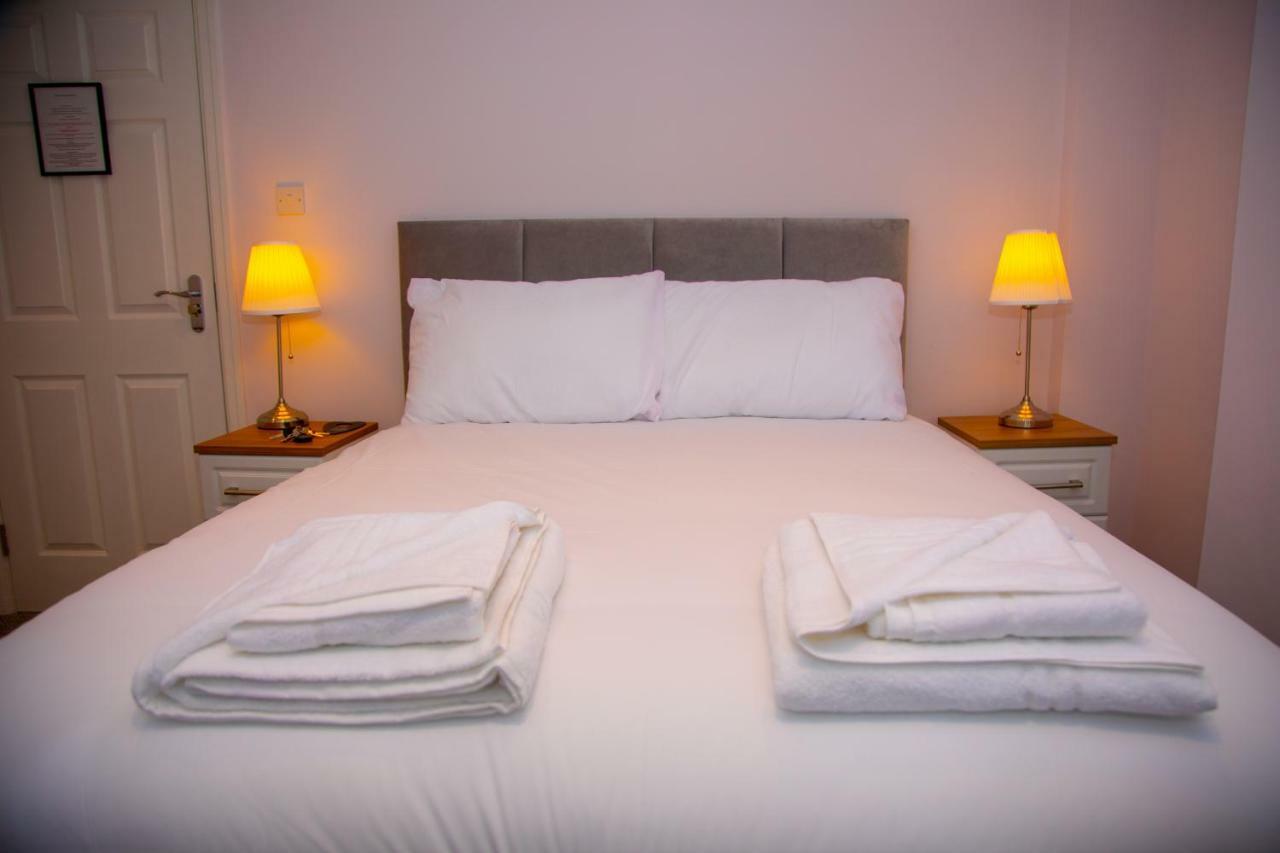 Carmel House Hotel ลันดิดโน ภายนอก รูปภาพ