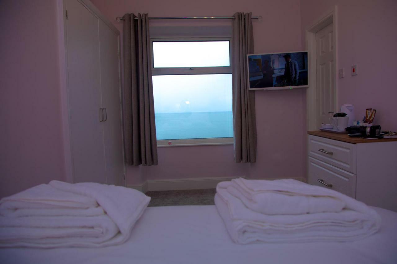 Carmel House Hotel ลันดิดโน ภายนอก รูปภาพ